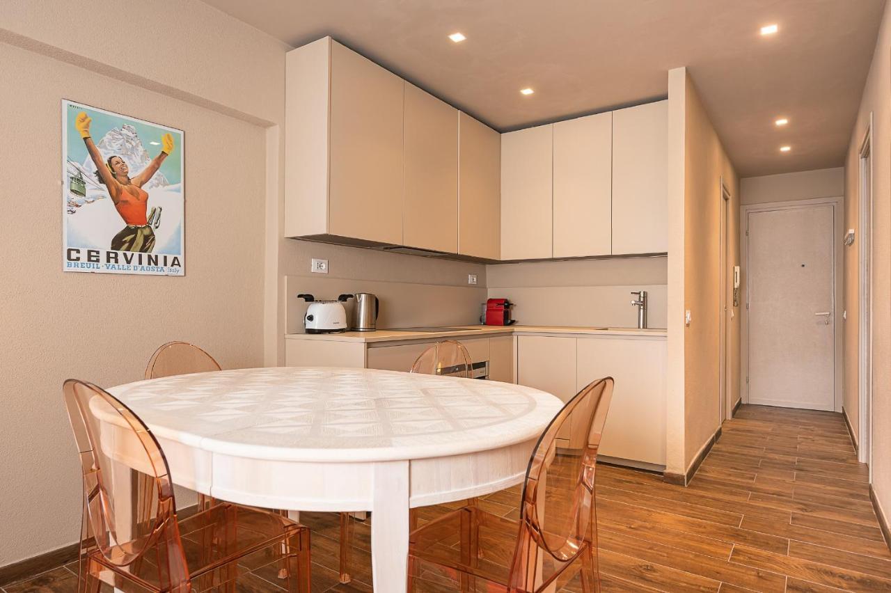 Hemeras Boutique Homes : Apartment 200M From The Skylift Breuil-Cervinia Exterior foto